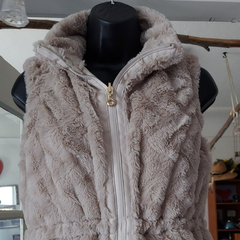 Reversible Vest - Sleek or Furry - Always in Style